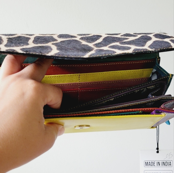 NWT Folklore Couture set genuine leather multicolor animal print fur bag. - Picture 8 of 10